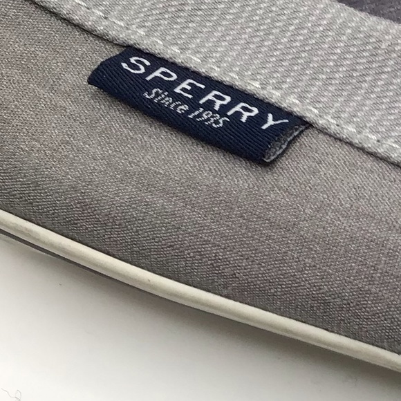 Sperry - Picture 3 of 3